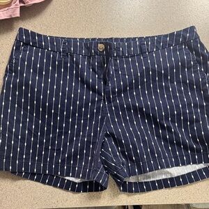 Faded Glory Navy and White Patterned Women's Shorts